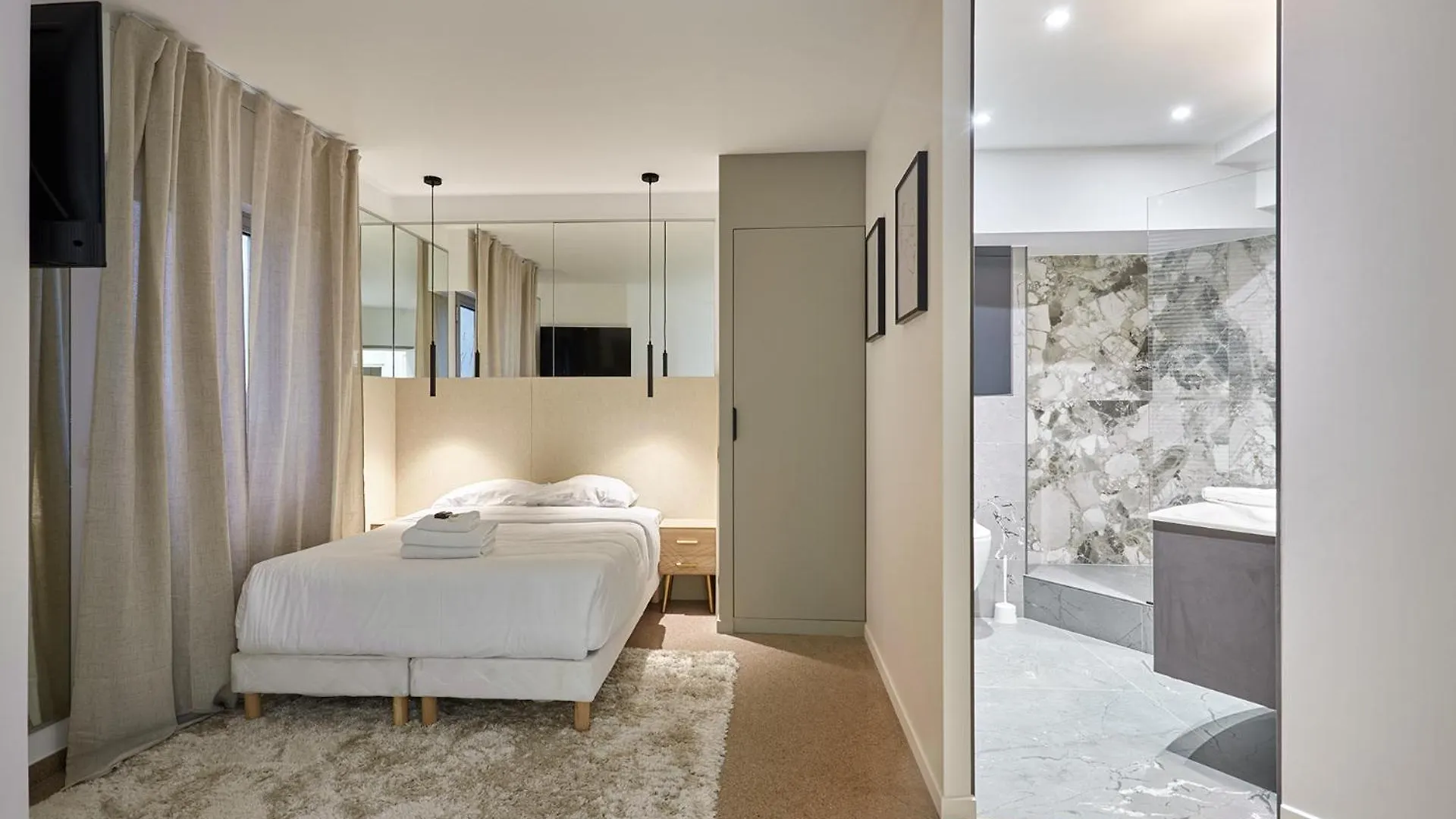 Apartment Pere Lachaise By Studio Prestige Paris